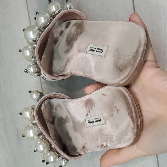 Miu Miu Burgundy Velvet Faux Pearl Embellished Flat Slides sz 37/6.5 - Picture 8 of 14